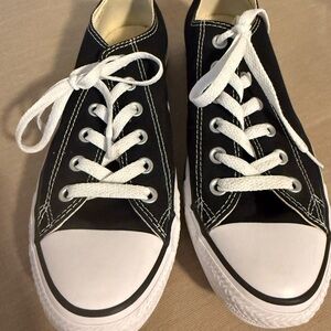 Classic Black and White Women’s Converse Sneakers